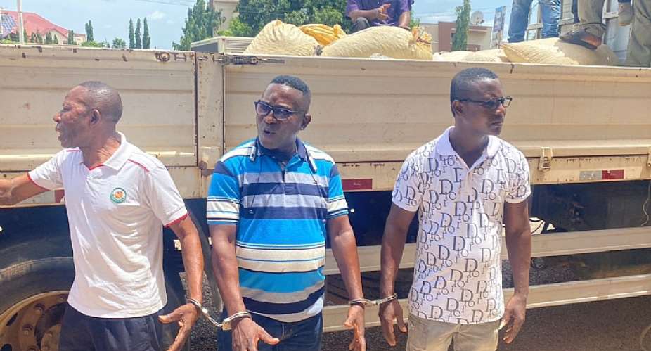 Cocoa smuggling:FiapreCircuit Court grants GHC10,000 bail each to four suspects