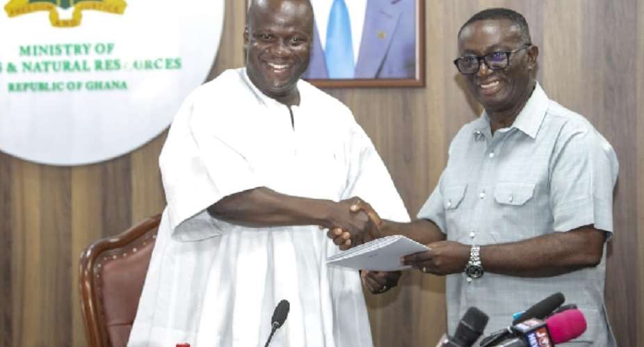 Appiah Kubi committee submits report on de-vesting of lands to lands minister