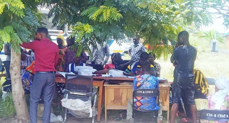 Asante-Akim South: Power outage, network challenges impede limited voter registration exercise