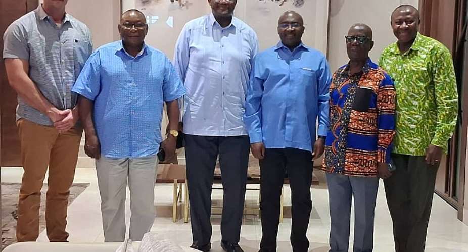 Chairman hopeful Awentami Paul Afoko meets Bawumia