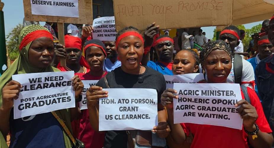Over 5,000 agricultural graduates demand govt recruitment into vacant positions