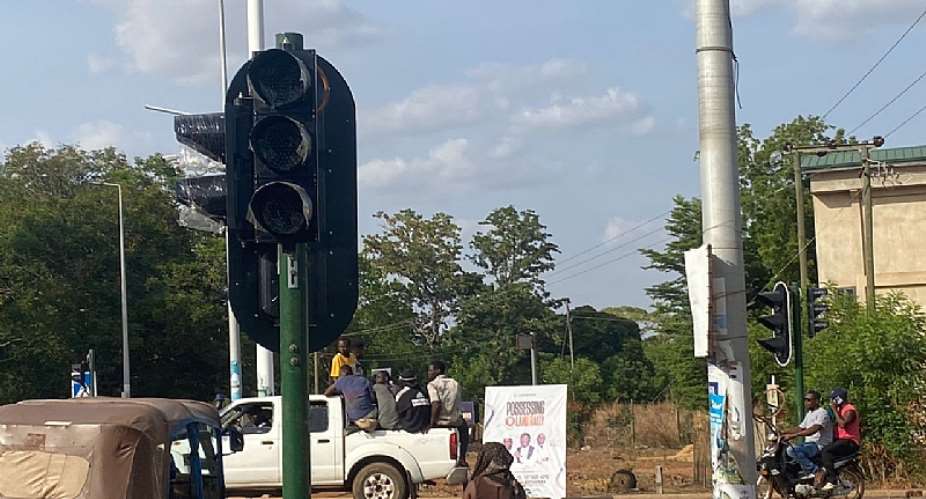 Installation of new traffic lights in Tamale begins