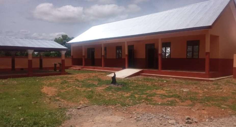 Nabdam MP commences construction of KG Block at Nkusiezie