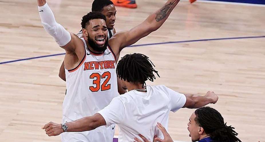Getty ImagesImage caption: Karl-Anthony Towns added 13 points for the Knicks