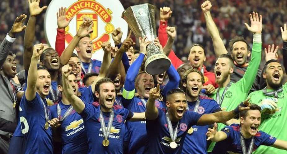 Manchester United beat Ajax to win Europa League