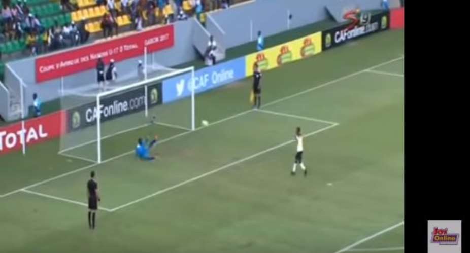 Starlets player earns standing ovation with rude Pirlo-like penalty kick