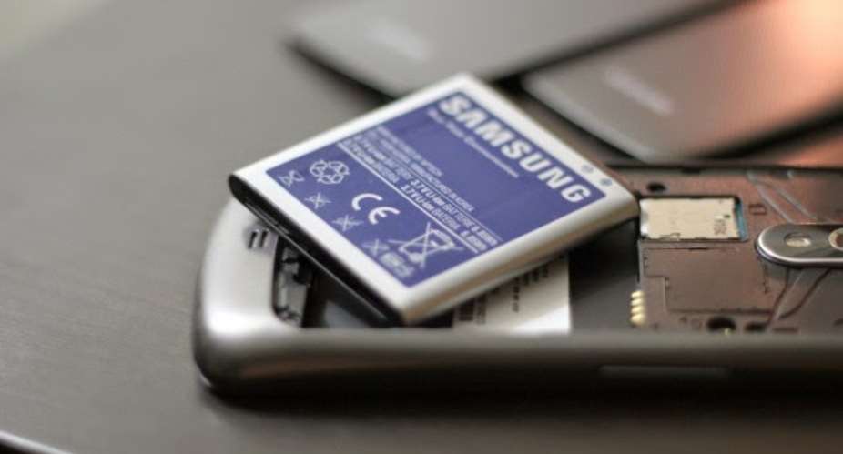 4 Common Misconceptions About Mobile Device Batteries