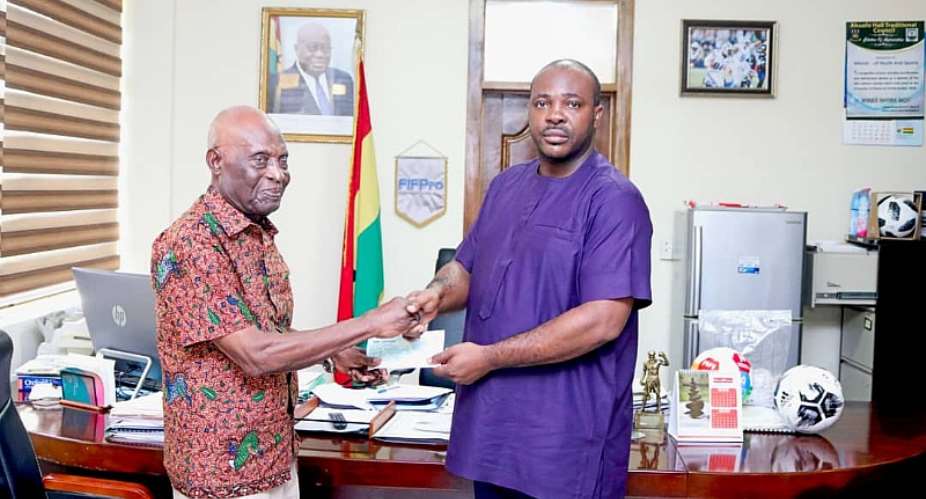 Sports Minister Awards Former Black Stars Doctor With GH35,900