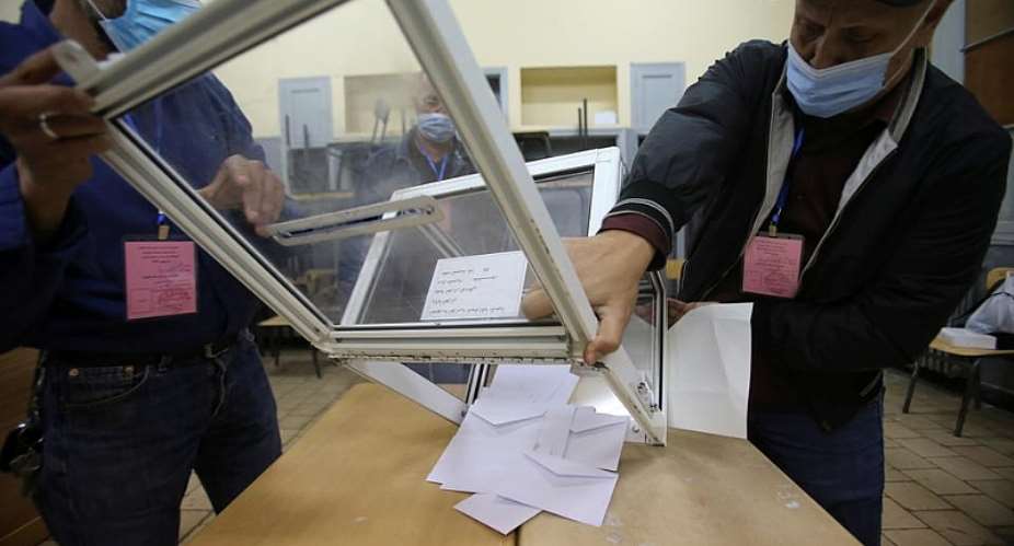 Algeria awaits results after voters snub election