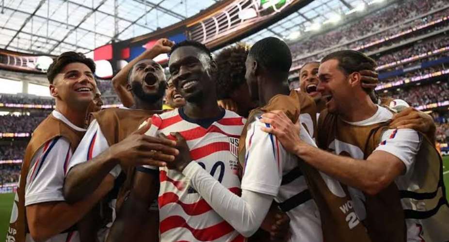 2026 World Cup:  Folarin Balogun scores twice as USA thrash Paraguay