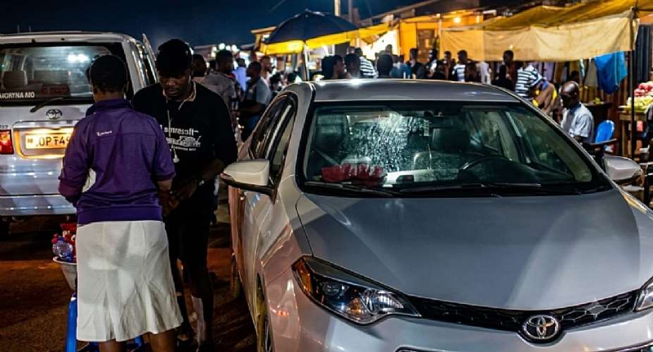 Aflaoborder plunged into darkness, exposingtravellersto attacks