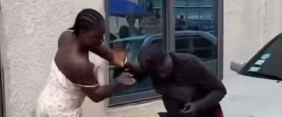 Woman loses temper, fights mentally challenged lady over alleged disrespect