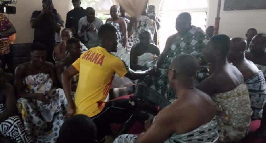 Ghana Black Stars visits Asantehene Otumfuo Osei Tutu II.