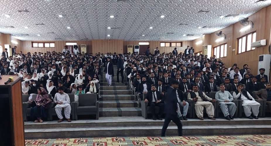 Bangladeshs Deputy High Commissioner Advocates For Peace In Address To Young Legal Minds