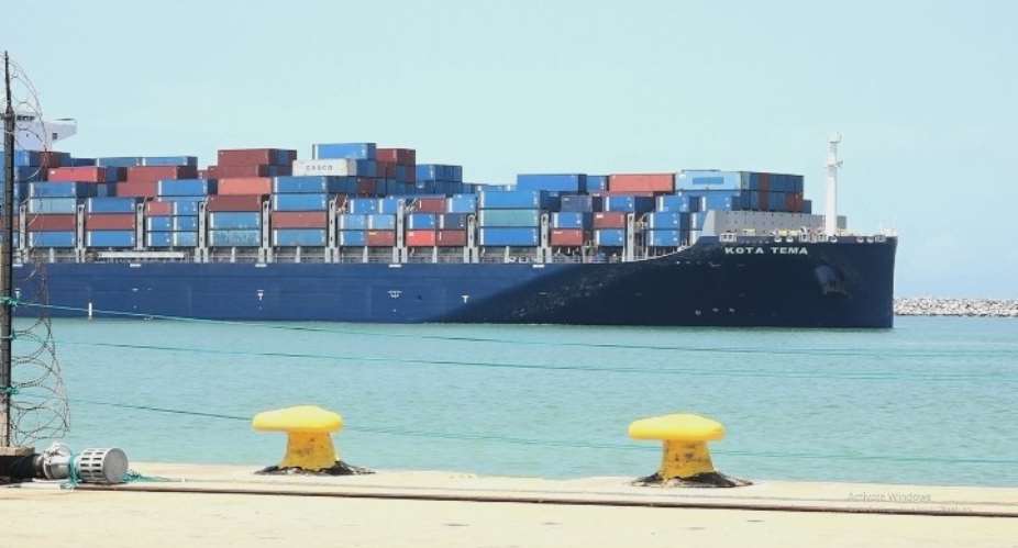 Tema Port receives largest container vessels named Kota Tema