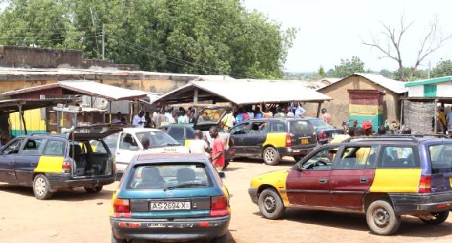 V/R: Passengers call for urgent action as Adidome-Ho drivers refuse to reduce fares
