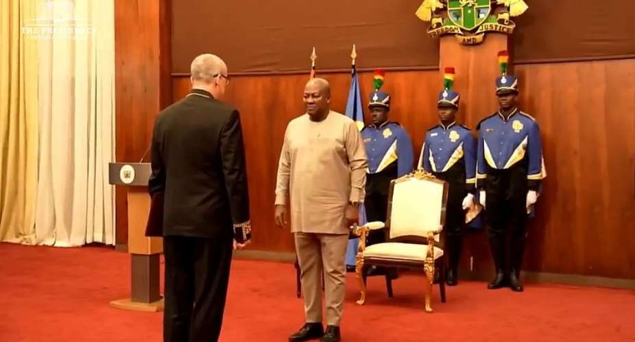 President Mahamareceivesletters ofcredence from seven new envoys