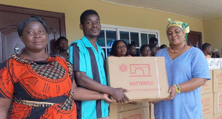 Nsuta Kwaman Beposo MP presents over 100 start-up machines to constituents