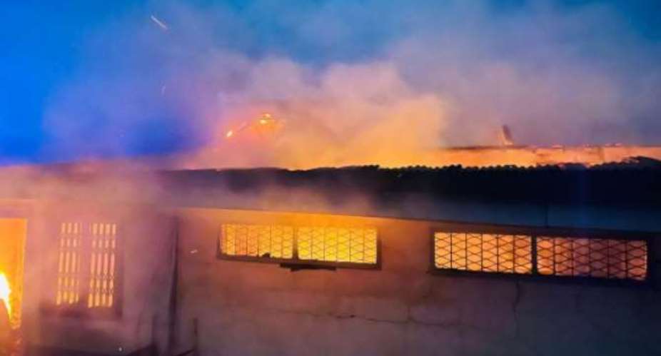 Fire razes Korle Bu Medical Laboratory complex