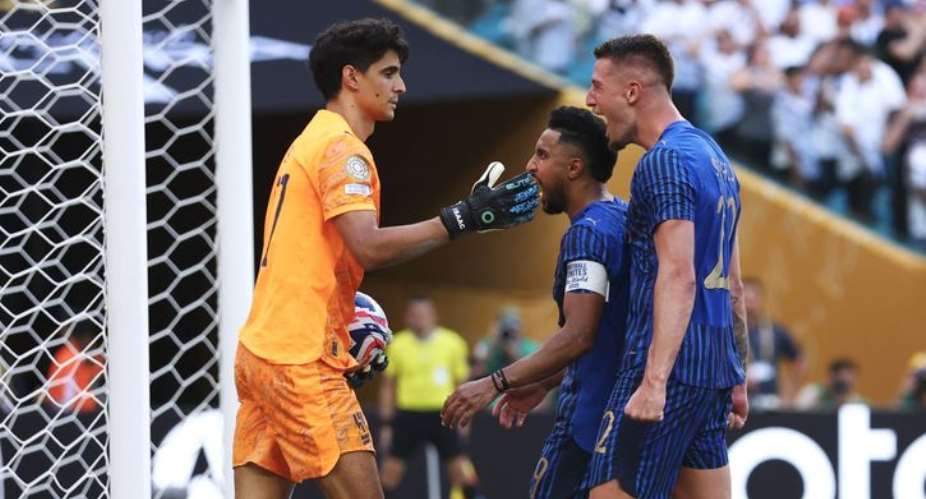 Bono saves late Valverde penalty as Real held by Al Hilal in Club World Cup opener