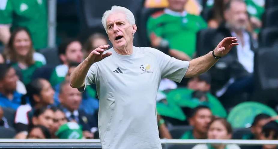 South Africa coach tells critics to ‘shut up’ before second World Cup match
