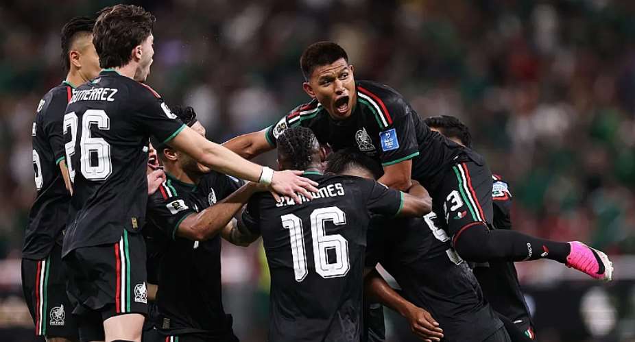Mexico become first country to qualify for World Cup last 32