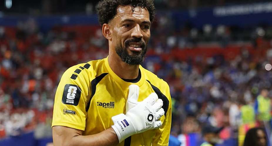 Cape Verdes Vozinha delighted with mothers visa but wants to talk football