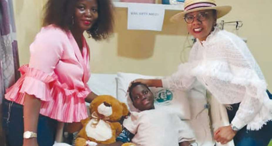 Miss Ghana Foundation Donates 5000 To Supports Girls Scoliosis Surgery