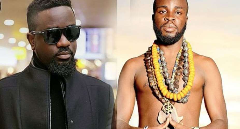 Sarkodie And Manifest Reacts To 'Brown Paper Bag'; Educate Fans