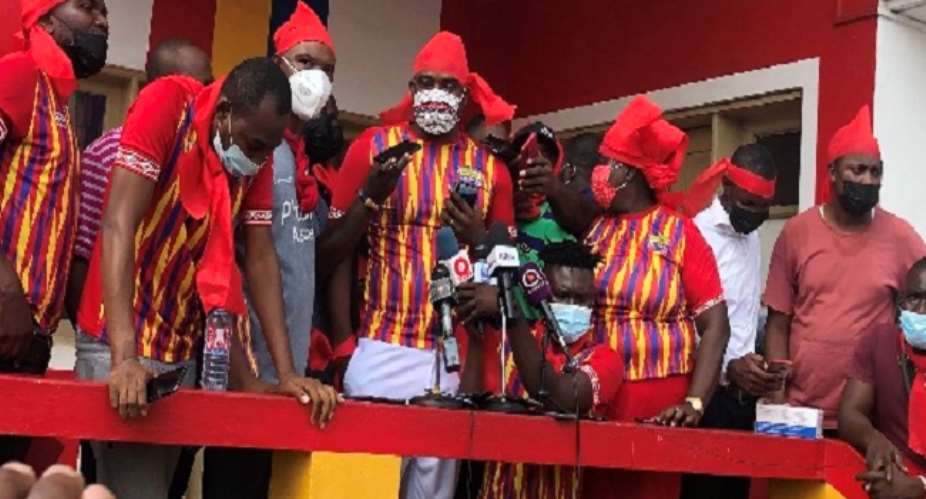 VIDEO: Hearts Supporter burn jersey after RTU defeat