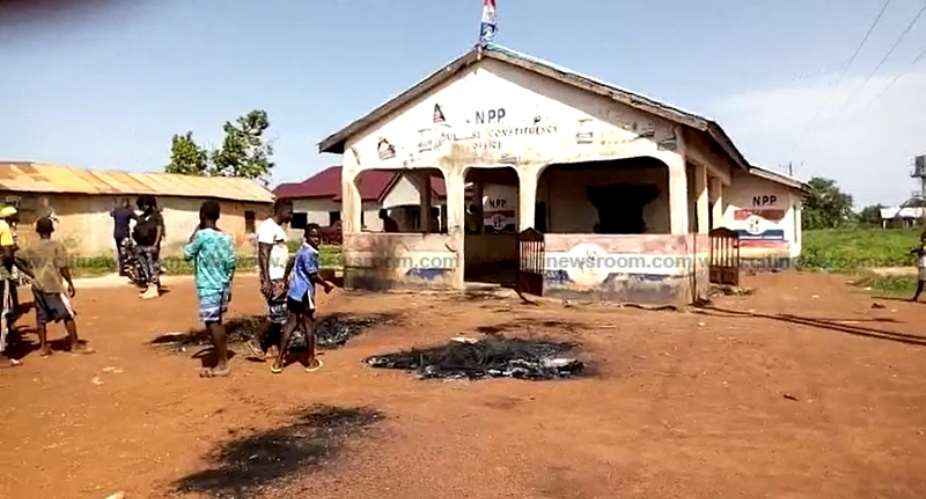 NPP Primaries: Irate Youth Burn NPP Wulensi Office To Protest Results