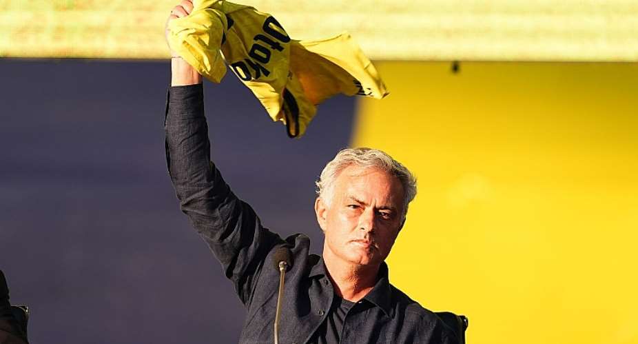 Fenerbahce appoint Jose Mourinho as new head coach