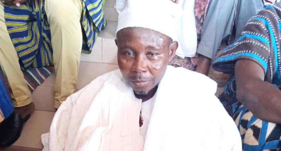 Sagnar Naa enskins Registrar of TaTU as chief of Shigu traditional community