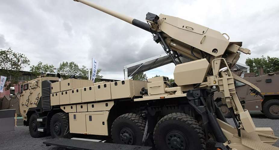 French truck-mounted Ceasar howitzer at the Eurosatory 2024 show, 16 June 2024. France has forbidden Israeli offensive weapons on the 2026 version of the show. -  RFI/Jan van der Made