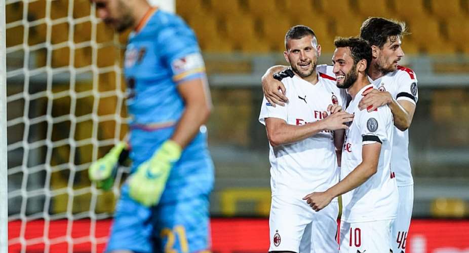 Ante Rebic, Hakan Calhanoglu und der AC Mailand siegten klar bei US LecceImage credit: Imago