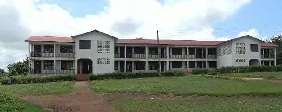 Yamfo Anglican SHS teachers abandon campus over inadequate accommodation