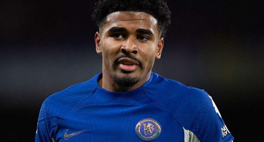 GETTY IMAGESImage caption: Chelseas Dutch defender Ian Maatsen impressed on loan for Borussia Dortmund last season, but is being sold to Premier League rivals Aston Villa