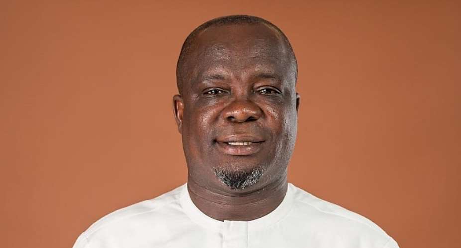 “Ill ensure that all young persons in Anyaa-Sowutoum are well educated” — Emmanuel Tobbin