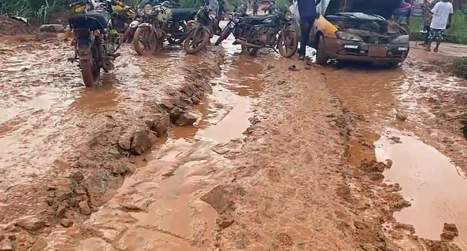 Drivers block Shama–Nyankrom road in protest of poor condition