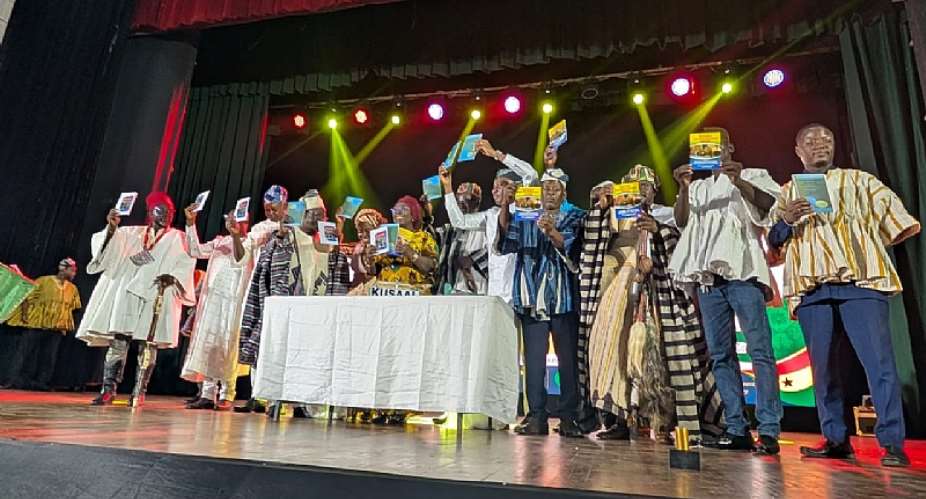 Naba Billia Tiewin Alhaji Faisel Mahama Abugri inspires students at Kusaal Orthographies launch