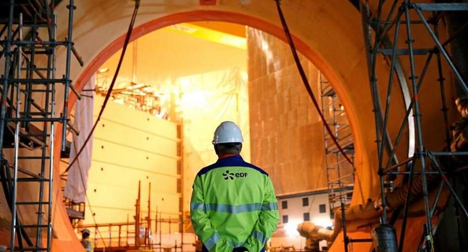 Record high temperatures forced EDF to close the two nuclear reactors at the Golfech plant this week. - REUTERS/Benoit Tessier