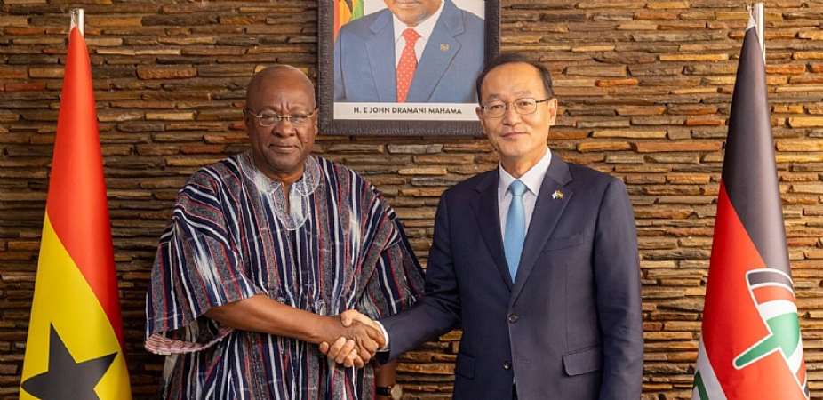 We thank South Korea for forgiving Ghana’s debt – Mahama to Ambassador Park Kyongsig