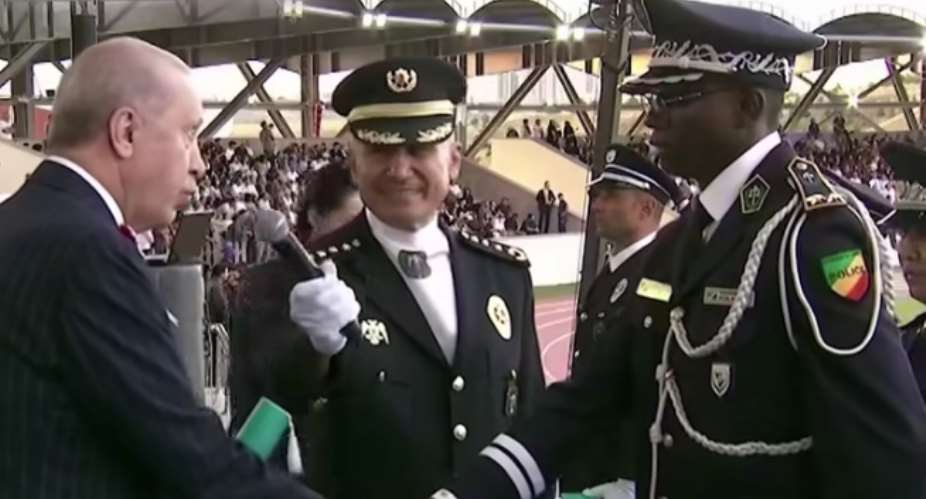 A Salute That Stopped a Ceremony: How a Congolese Police Graduate Stole the Show at Trkiyes National Police Academy