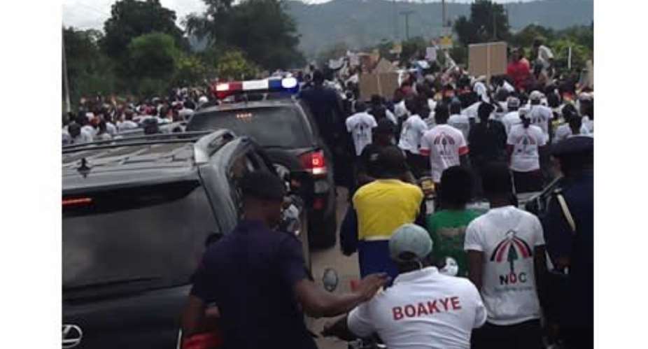 Two arrested for hooting at Mahama; stoning convoy