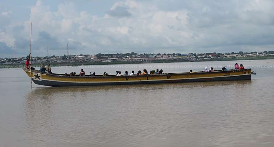 Mahama to build bridge over Oti River