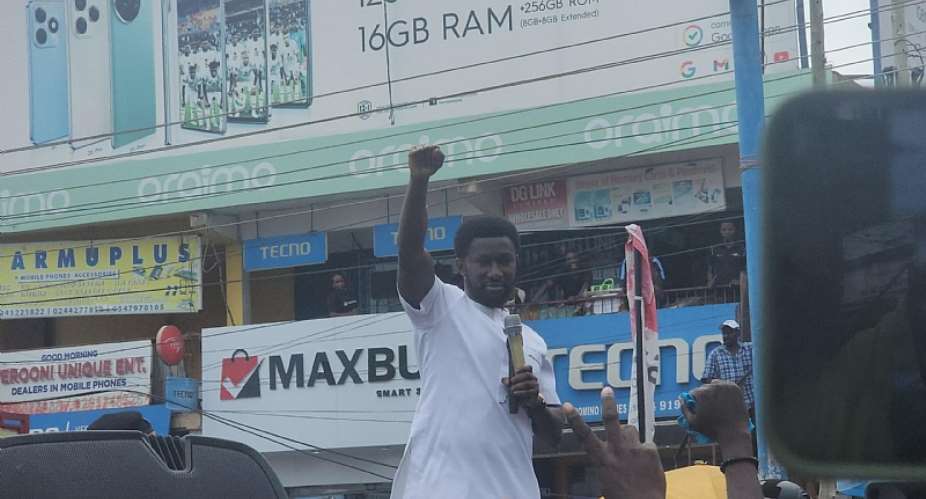 Nana Kwame Bediako's Accra Road Show: Youth rally behind him to change Ghana's fate