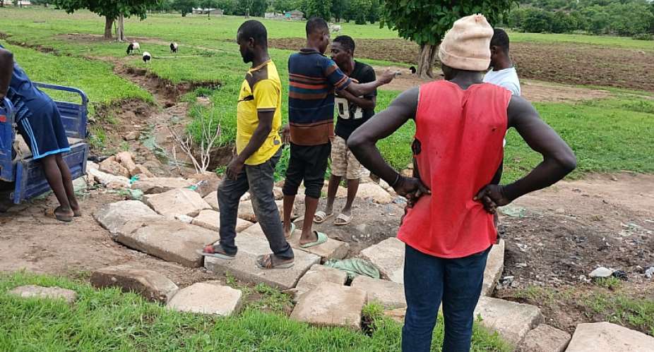 Asunia Residents Appeal for Urgent Deployment of DRIP Machines to Fix Deplorable Roads