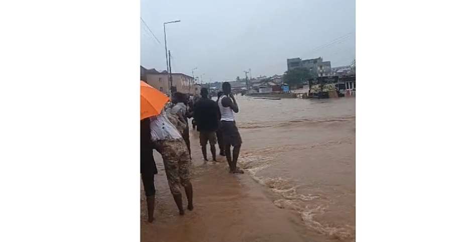 Awutu Senya East Education Directorate suspends classes over flooding
