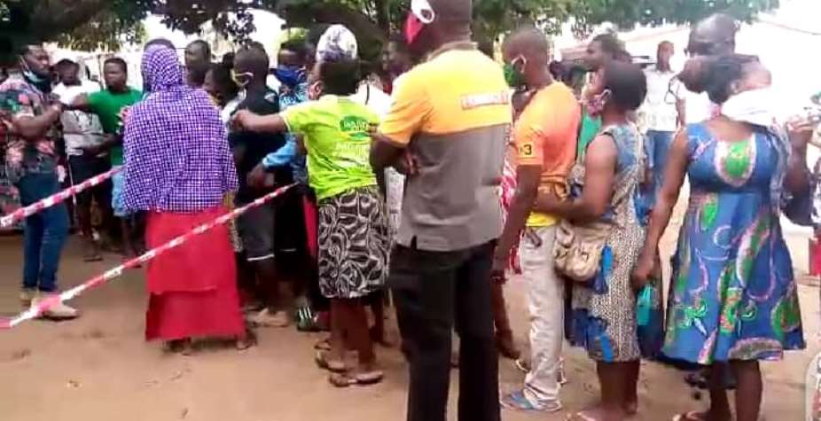 Voter Registration: Massive Turn-up At Ketu South As EC Officials Struggle To Control Crowd