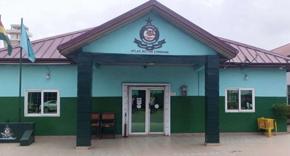 Some 1,005 irregular immigrants intercepted, removed from Ghana —AflaoImmigration
